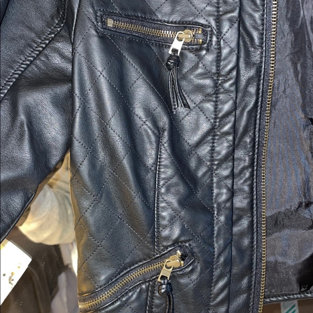 bomber jacket - Picture 2 of 5